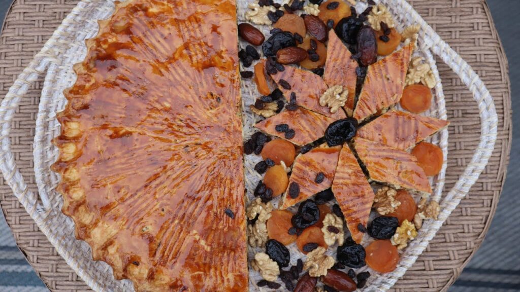 Gata | Armenian Pastry with Dried Fruits and Nuts | Fruit Ba…